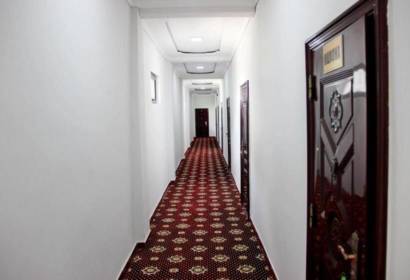 تختخواب و صبحانه Zarafshon In Dushanbe