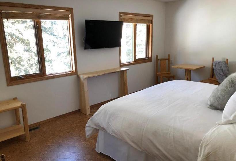 Cascade Court Bed And Breakfast