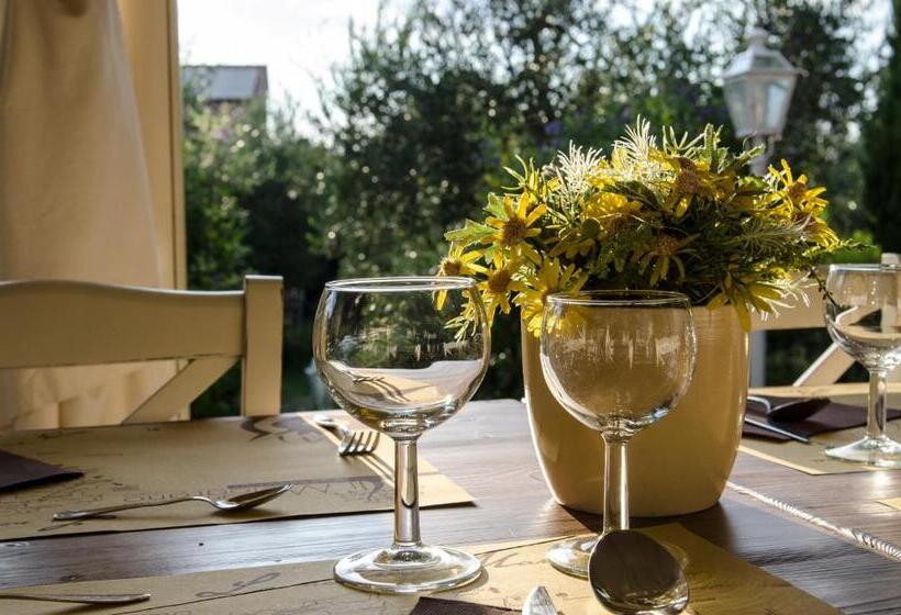 هتل Bio Agriturismo Il Melograno Di Banditella