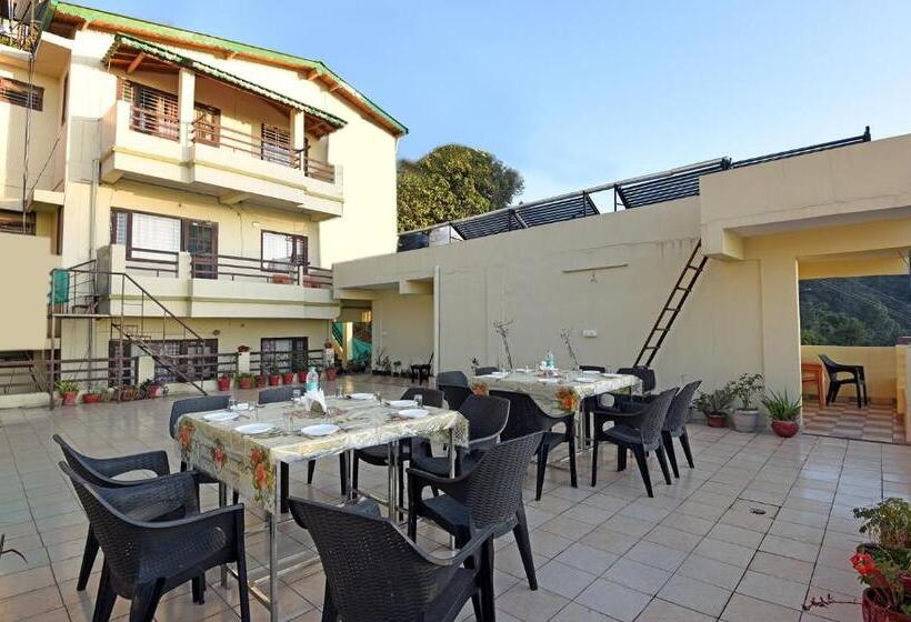 בית מלון כפרי Green Roof