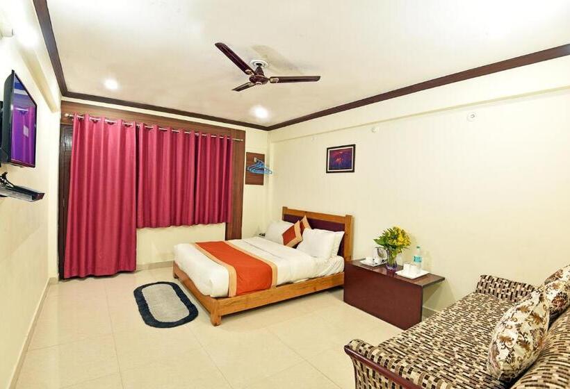 בית מלון כפרי Green Roof