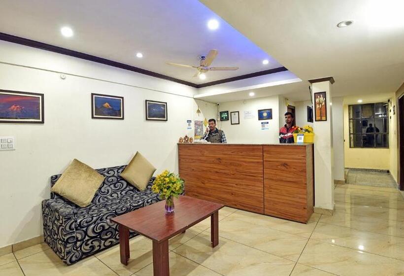 בית מלון כפרי Green Roof