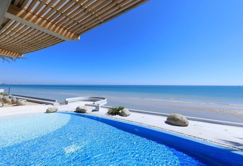 בית מלון כפרי Kundala Beach Resort Hua Hin