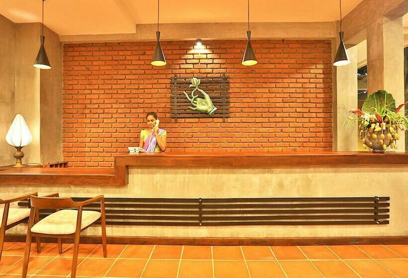 فندق Lily S Resort