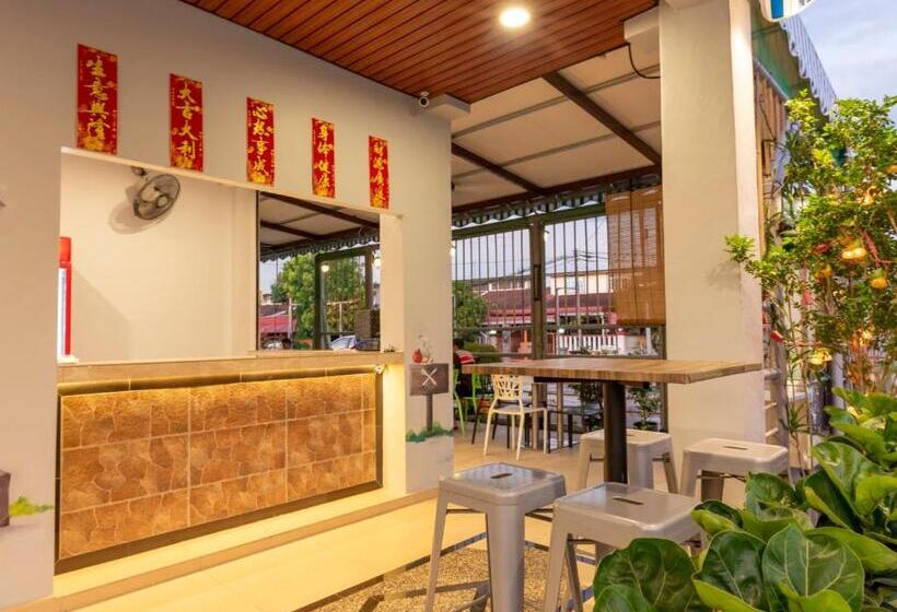 ホテル Oyo 778 Bmw 2