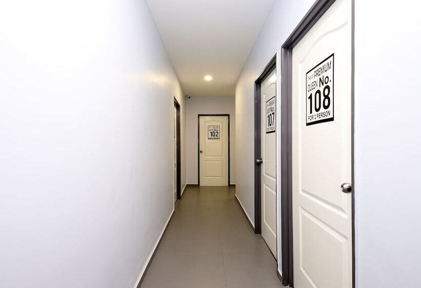 ホテル Oyo 778 Bmw 2