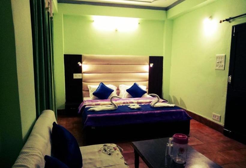 هتل Pause Dwelling Palace