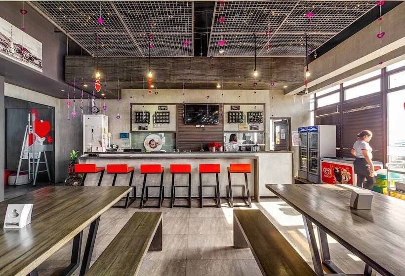 酒店 Reddoorz Plus @ Jones Avenue Cebu