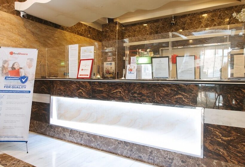 هتل Reddoorz Plus At Winter Benitez