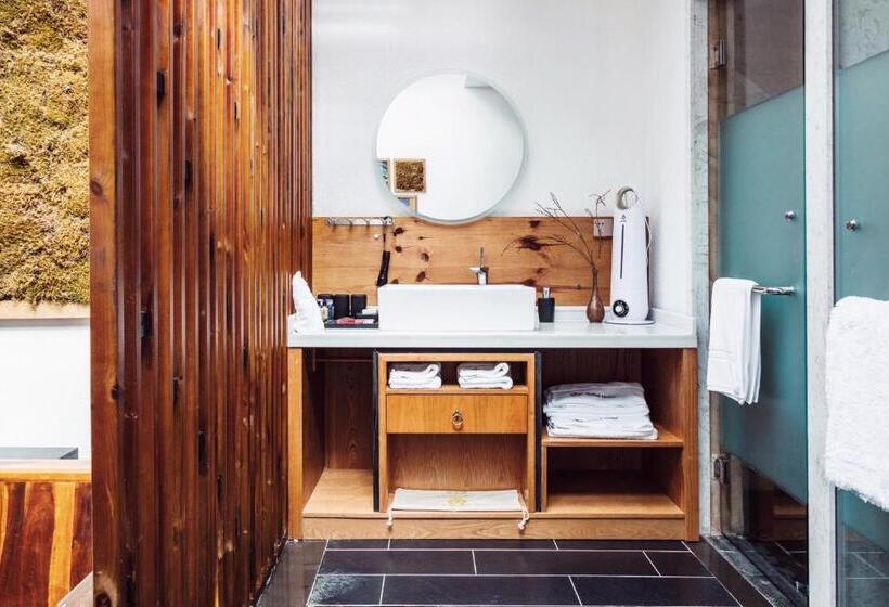 Отель Shangri La Salloi Rustic Luxury