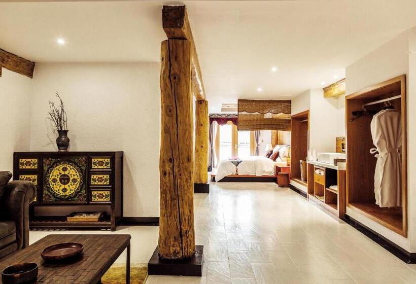 Отель Shangri La Salloi Rustic Luxury