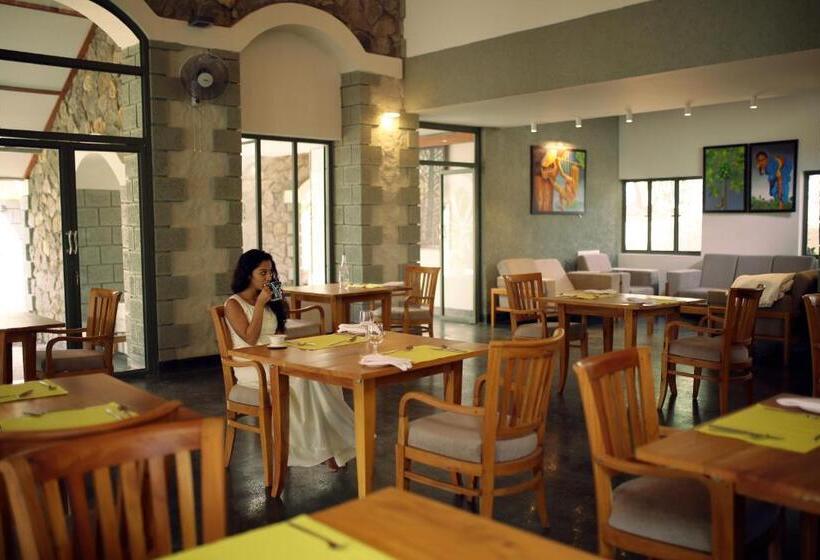 هتل Spicetree Rajakumari