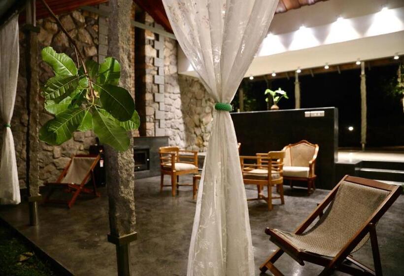 هتل Spicetree Rajakumari