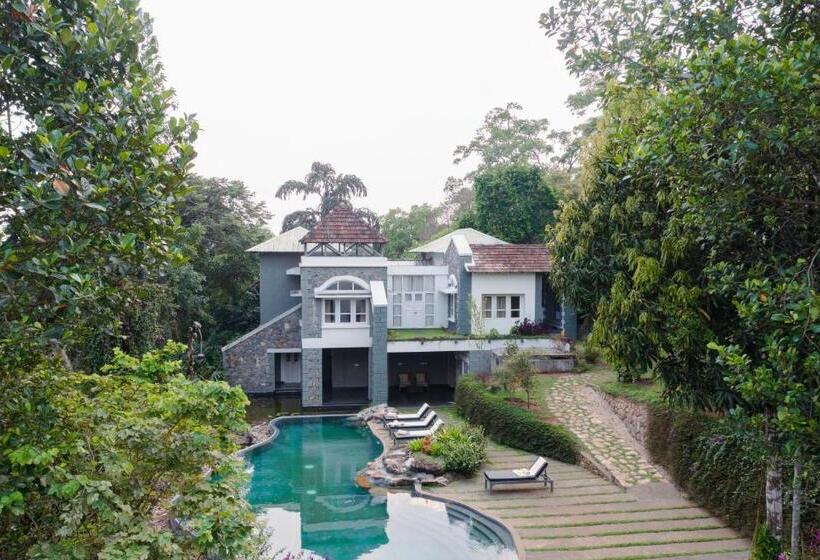 هتل Spicetree Rajakumari