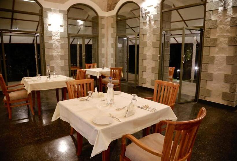 هتل Spicetree Rajakumari