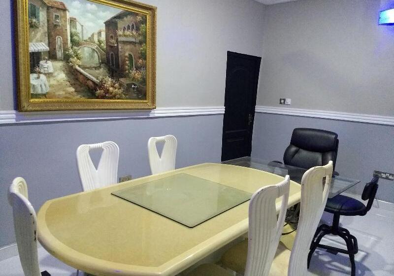 The Winford Boutique Hotel Achimota