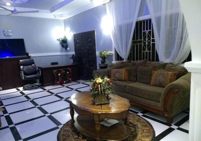 The Winford Boutique Hotel Achimota
