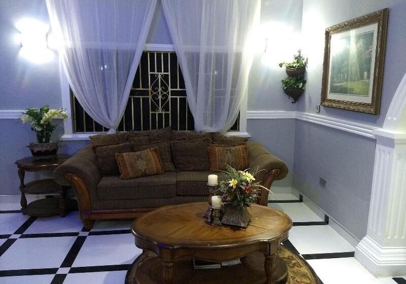 The Winford Boutique Hotel Achimota