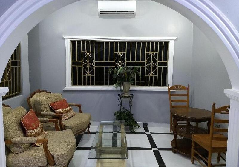 The Winford Boutique Hotel Achimota