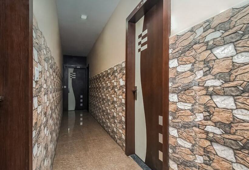 Oyo 19706 Hotel Heaven