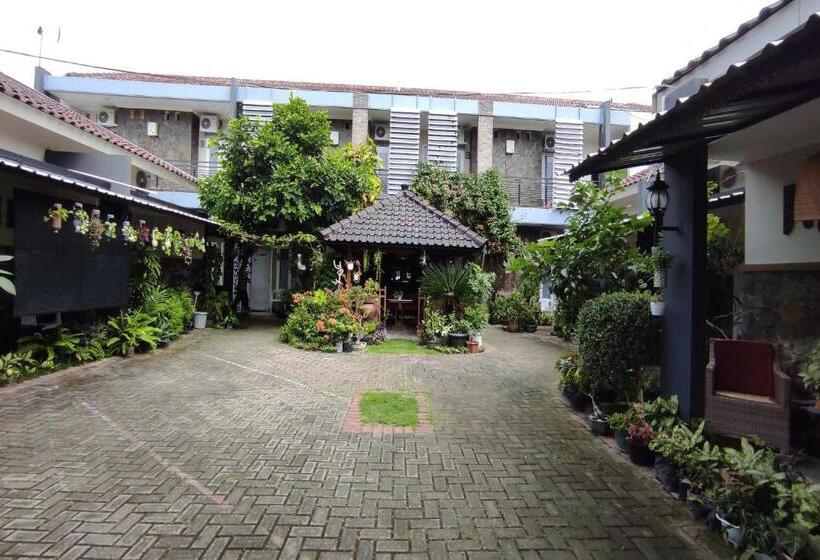 膳宿费 Homestay Menspul 27