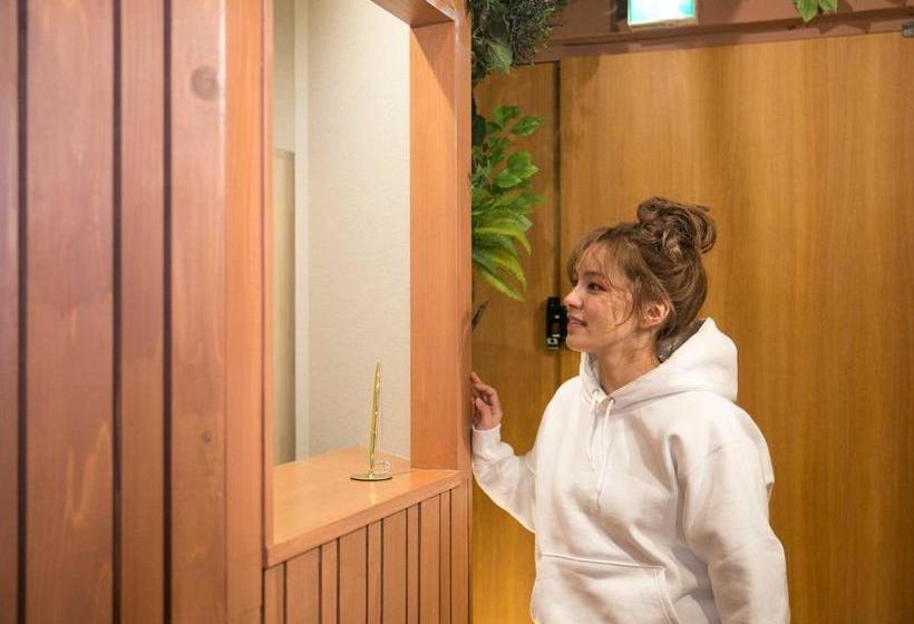 The Wardrobe Hostel Tree Otemachi