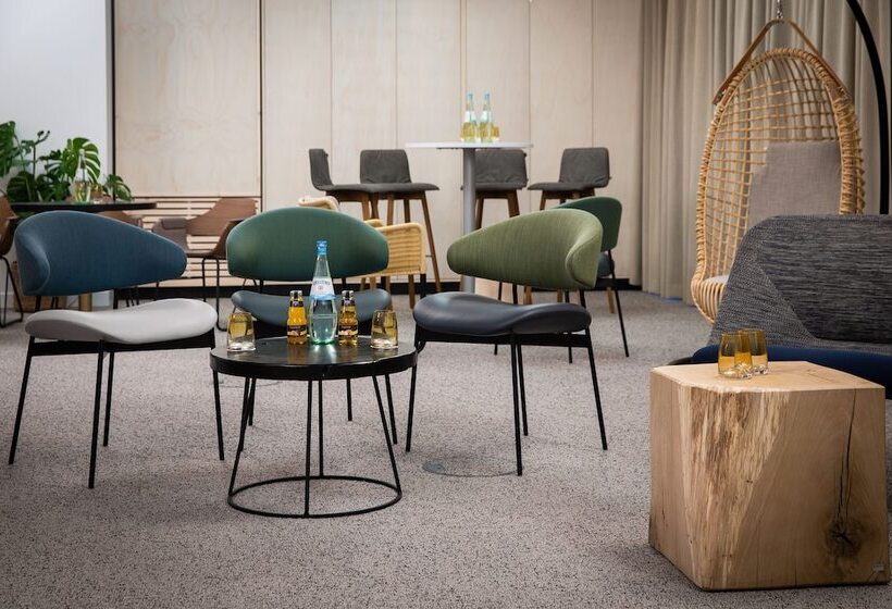 בית מלון כפרי Hilton Garden Inn Mannheim