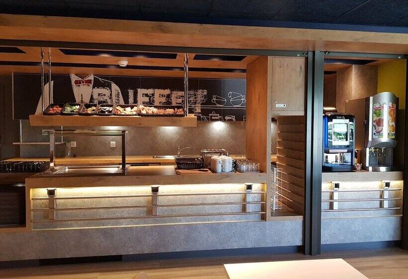 Отель Ibis Budget Cahors