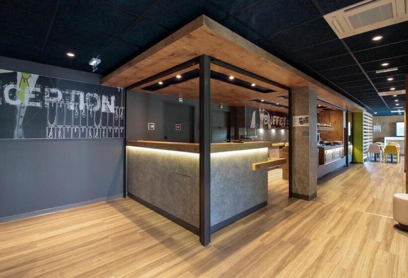 Отель Ibis Budget Cahors