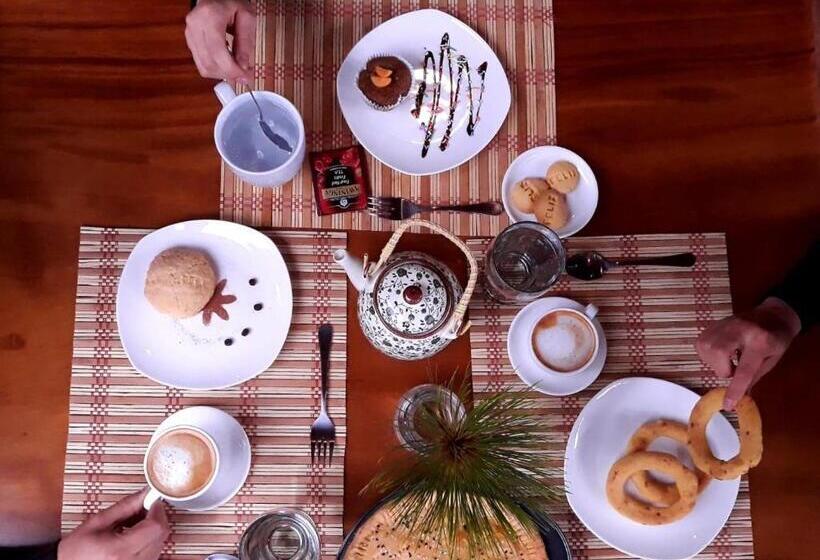 فندق Lauraceas Lodge