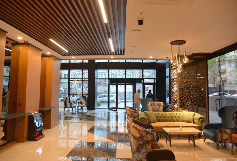 Отель New Garden