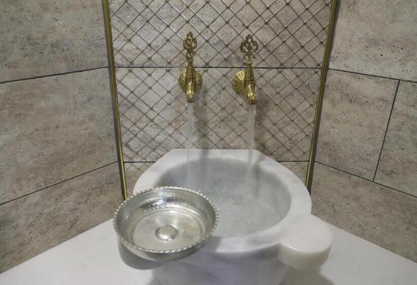 Отель New Garden