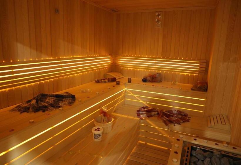 Отель New Garden