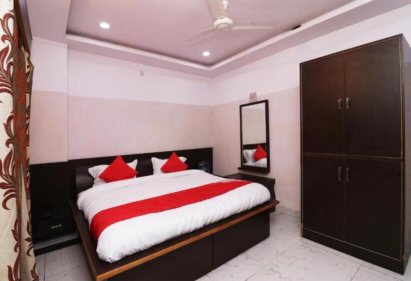 Super Hotel O Akbar Palace