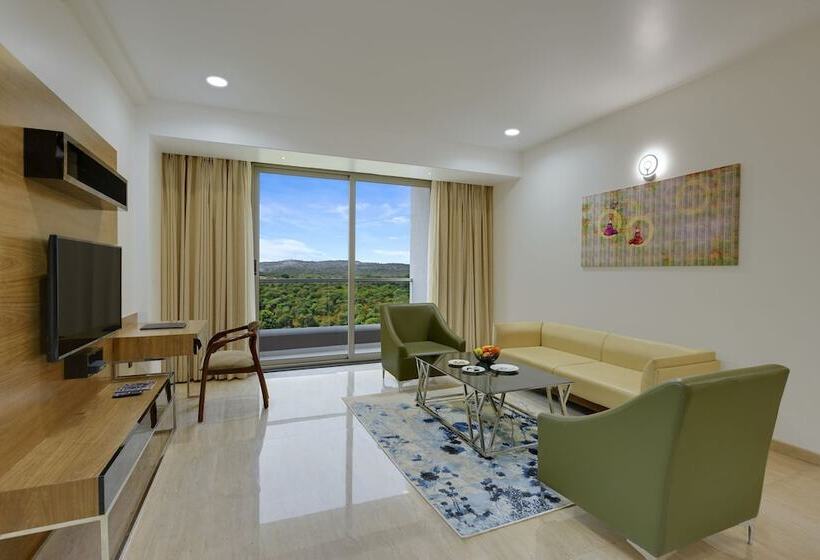 فندق The Maruti Nandan Grand