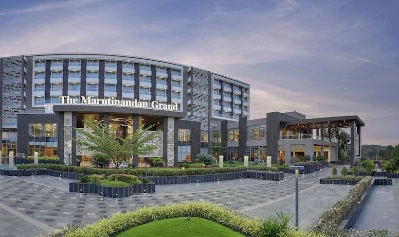 فندق The Maruti Nandan Grand