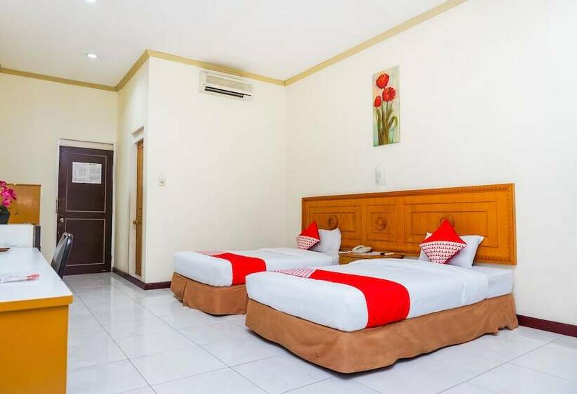 Oyo 375 Hotel Bougenville