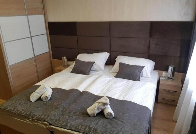 پانسیون Bolero