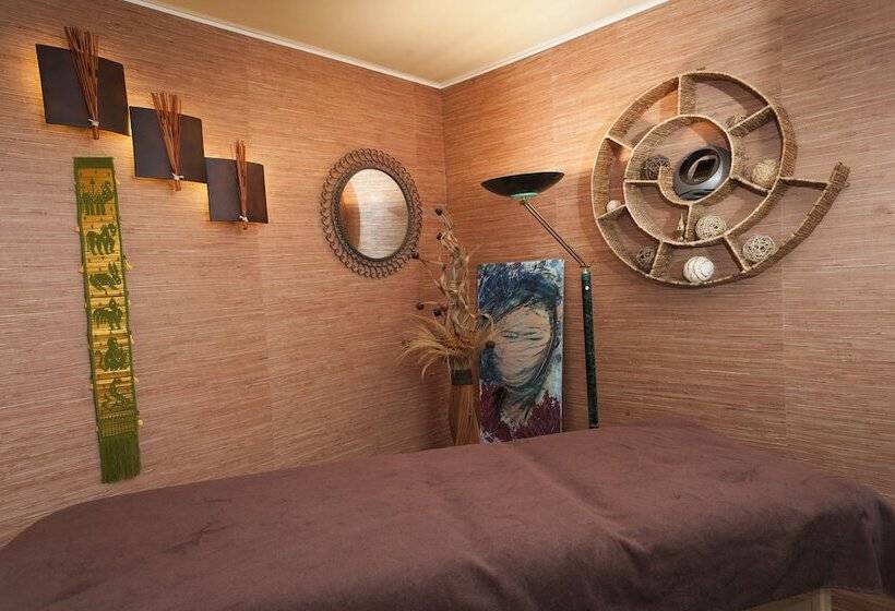 Пансион Entre Amie & Spa