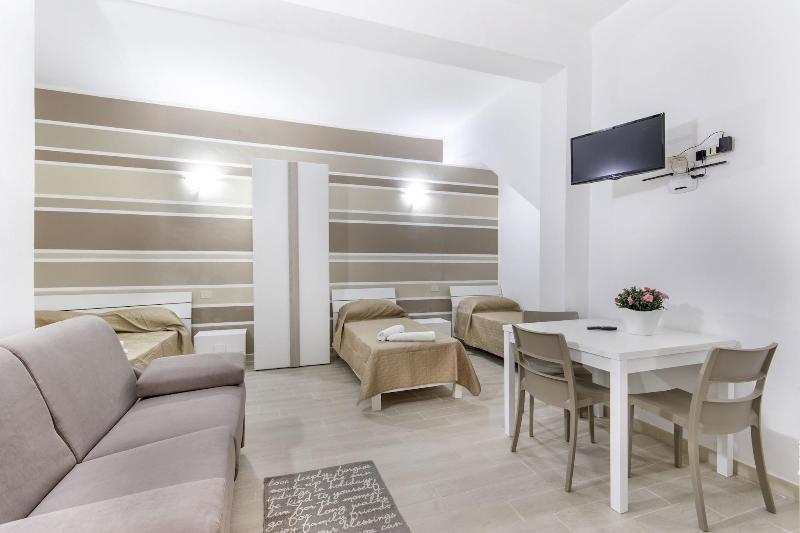 ペンション In Centros Vicino Cefalu Selfchekin