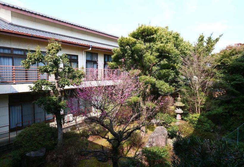 Рёкан Chomeikan