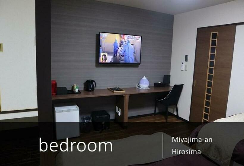 Ryokan With Natural Hot Springs And Okonomiyaki Miyajimaan Hiroshima