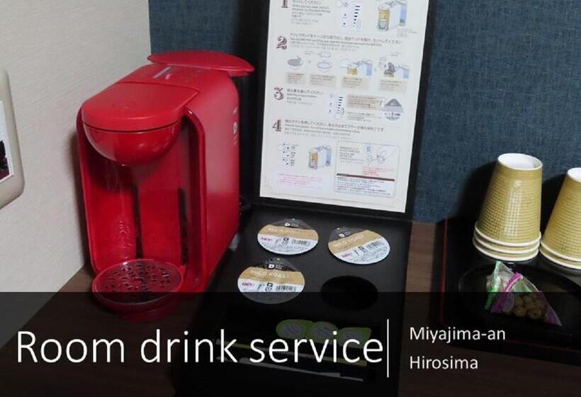 Ryokan With Natural Hot Springs And Okonomiyaki Miyajimaan Hiroshima