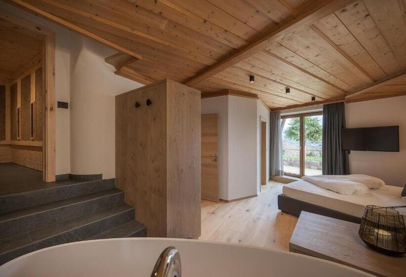 Aparthotel Abiná Lana Höhe