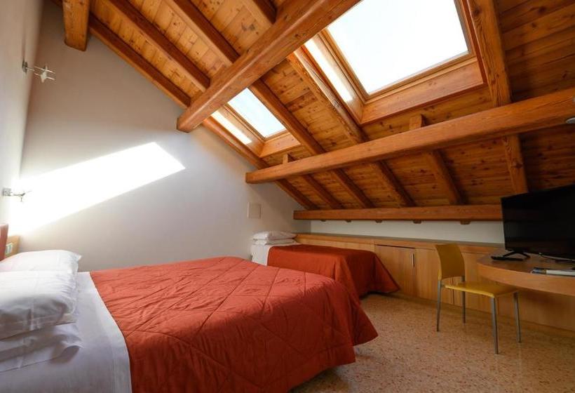 Отель Agriturismo Venice Dolomiti