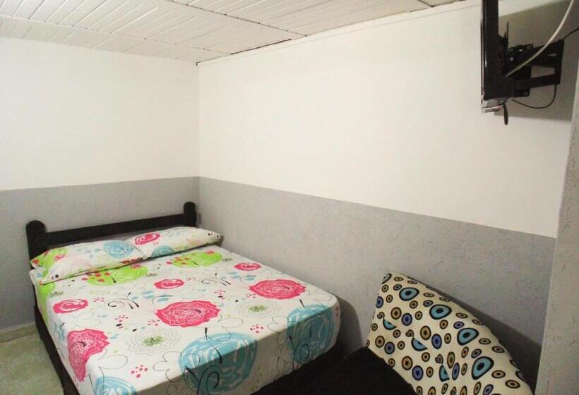 هتل Ciudad Señora Buga