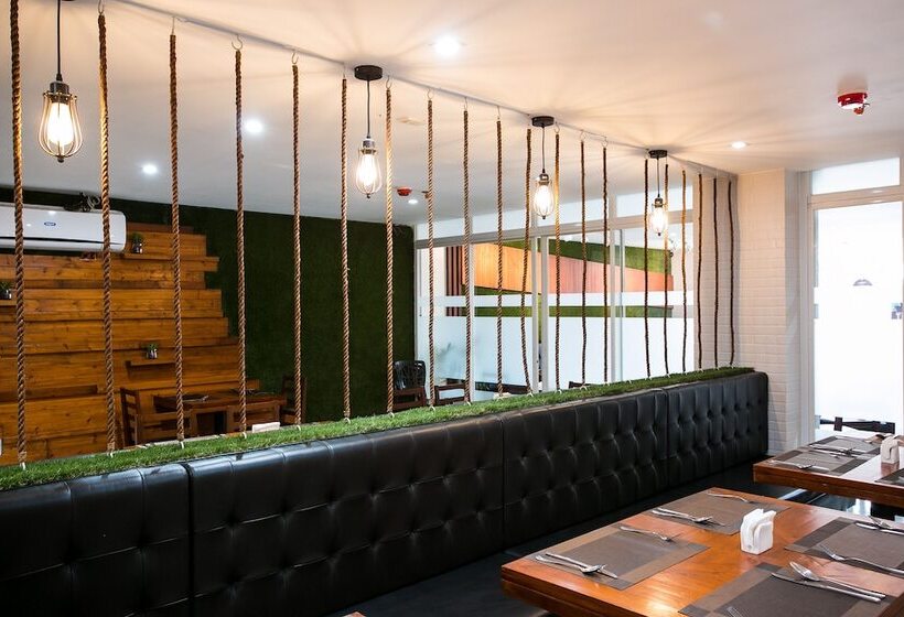 هتل Fleur De Liz   Tagbilaran