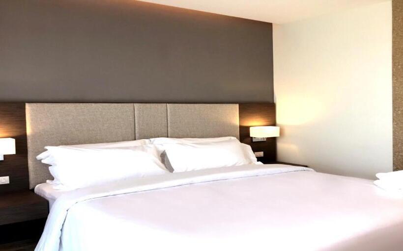 Fortune Hotel Buriram