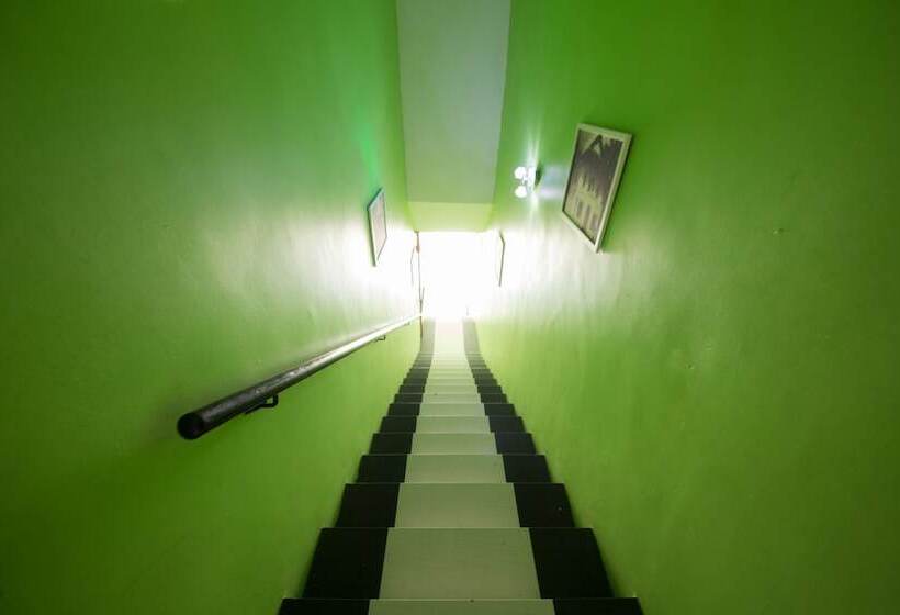 Golden Pearl Hotel Near Universiti Tun Hussein Onn Malaysia Uthm