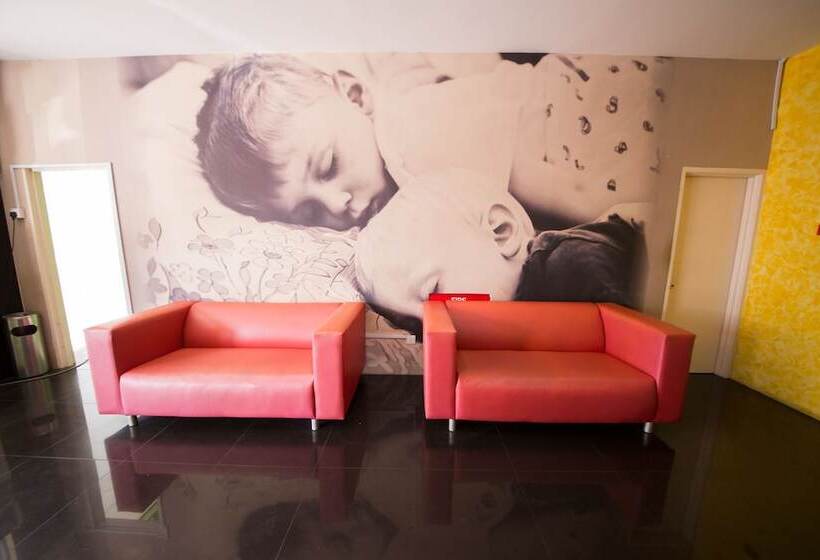 Golden Pearl Hotel Near Universiti Tun Hussein Onn Malaysia Uthm